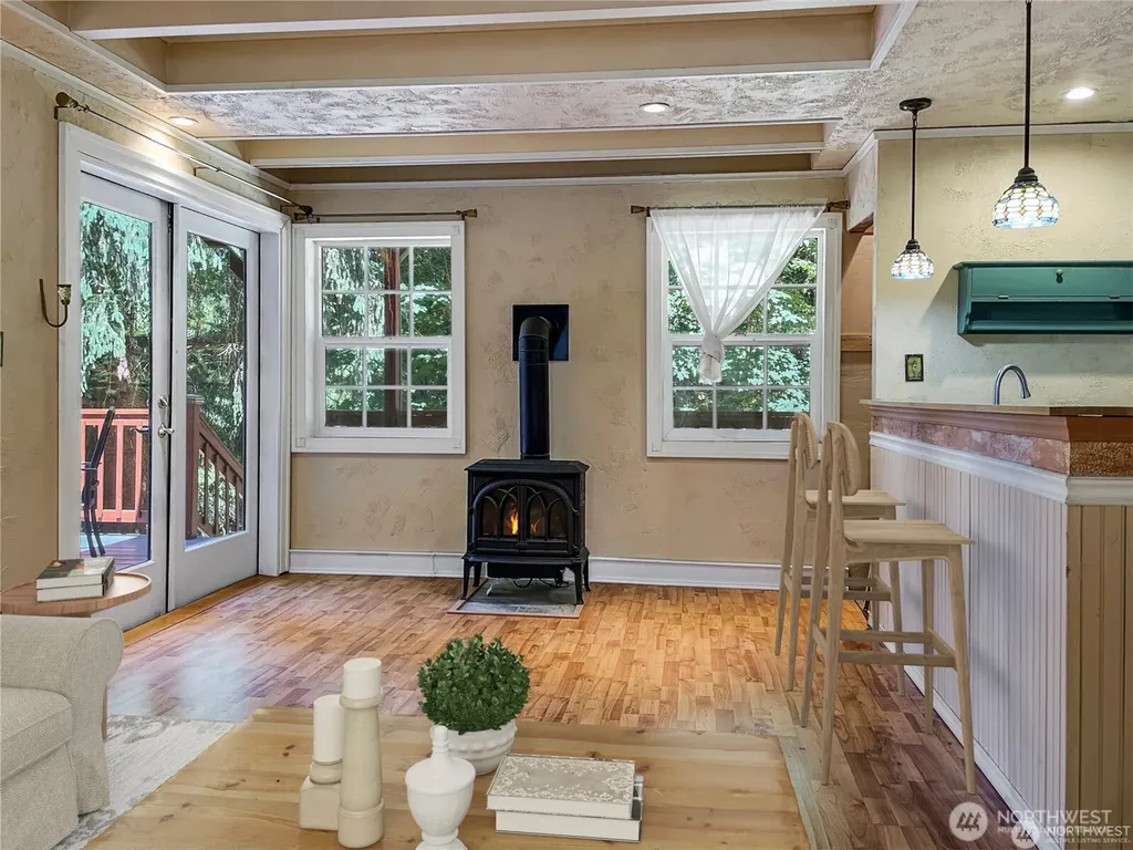 890 Wynwood Drive Shelton WA 98584
