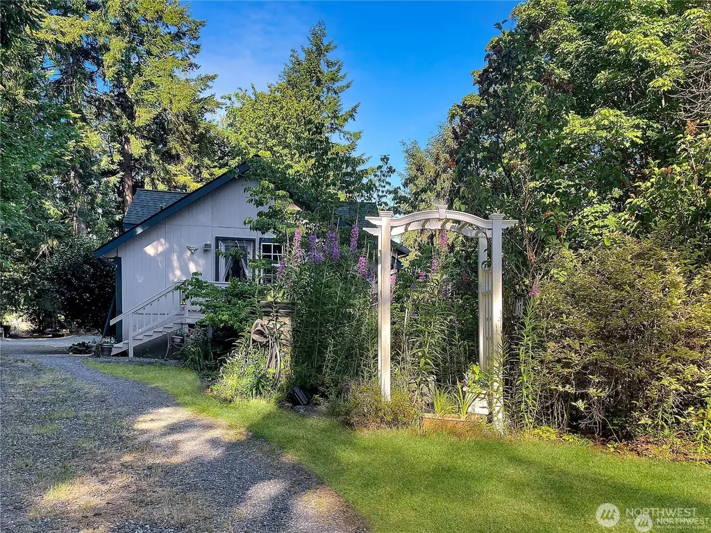 890 Wynwood Drive Shelton WA 98584