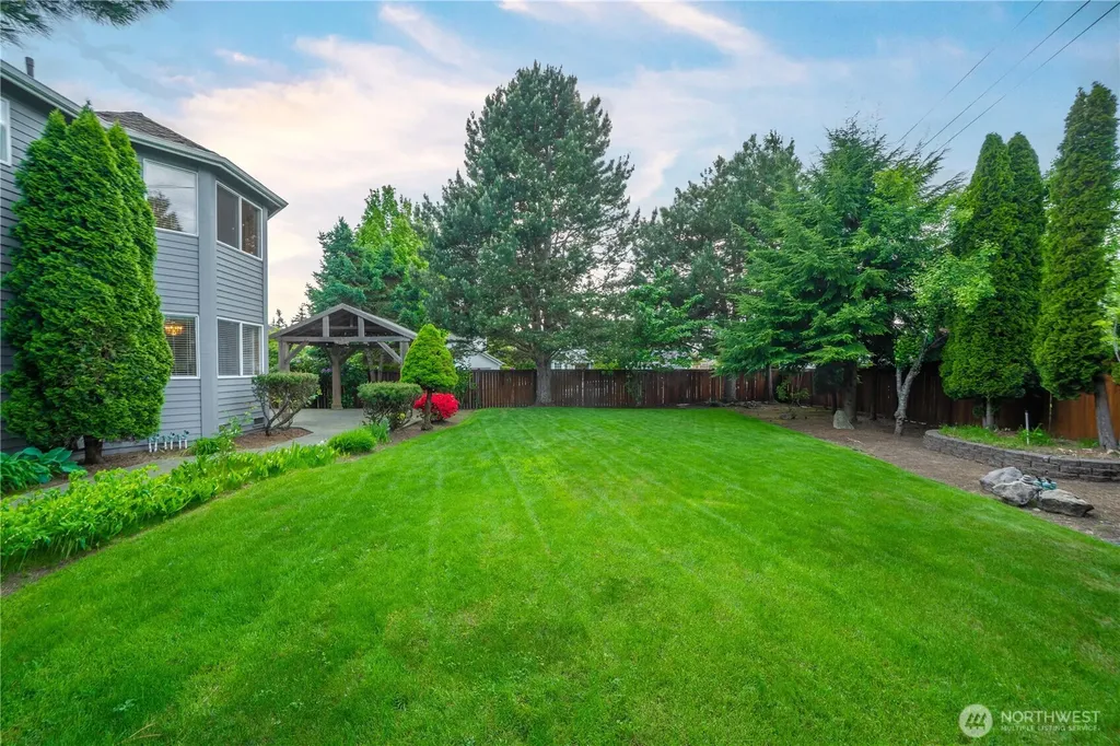 826 SW 347th Court Federal Way WA 98023