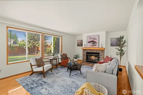 826 SW 347th Court Federal Way WA 98023
