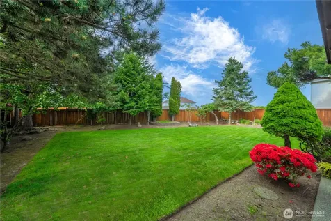 826 SW 347th Court Federal Way WA 98023