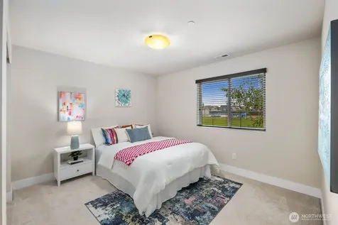 20420 5th Avenue W Lynnwood WA 98036
