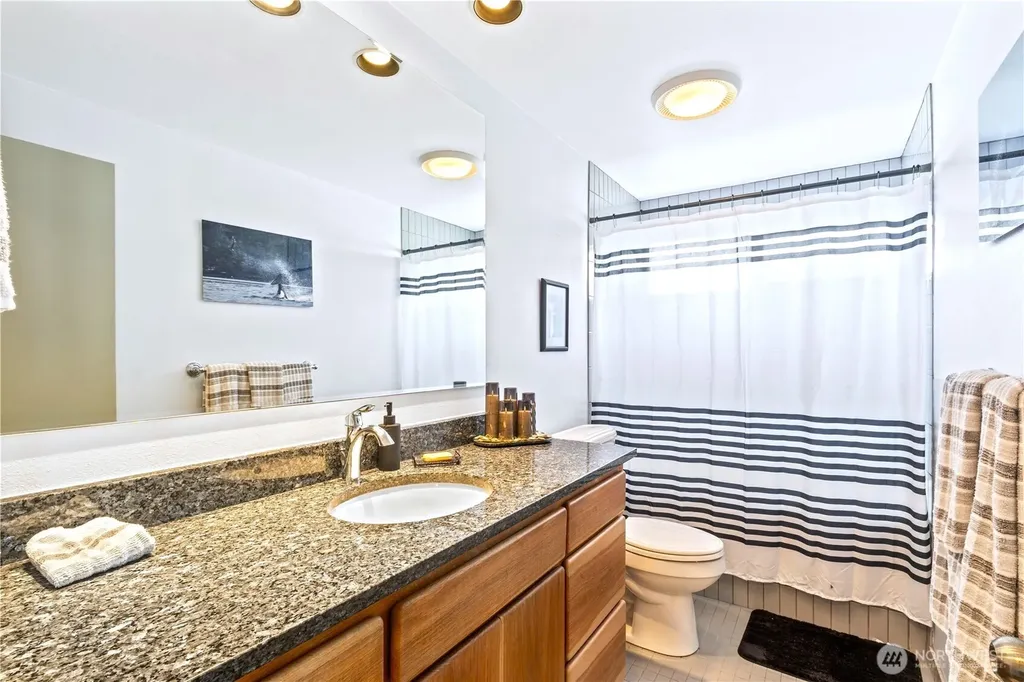 9609 Samish Island Road Bow WA 98232