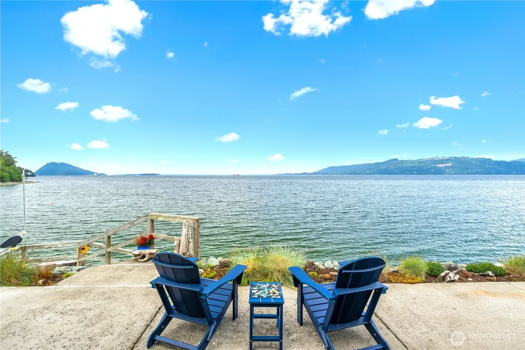 9609 Samish Island Road Bow WA 98232