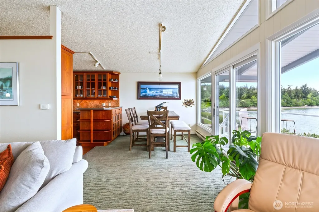 9609 Samish Island Road Bow WA 98232