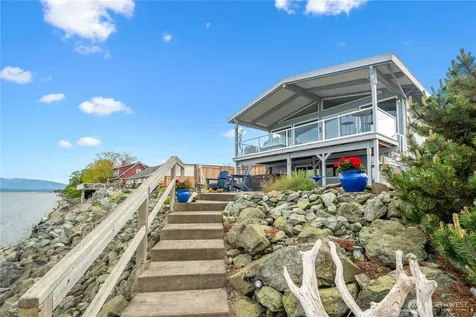9609 Samish Island Road Bow WA 98232