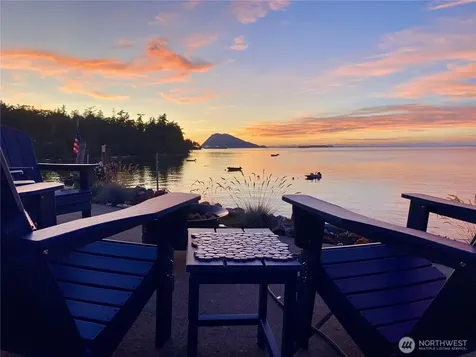 9609 Samish Island Road Bow WA 98232