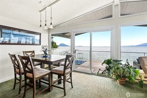 9609 Samish Island Road Bow WA 98232