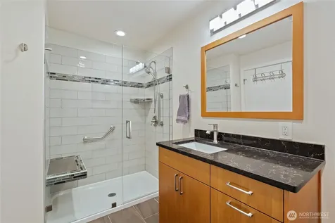 18483 47th Place NE Lake Forest Park WA 98155
