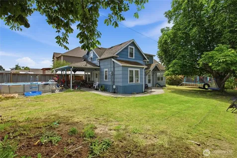 216 127th Street E Tacoma WA 98445