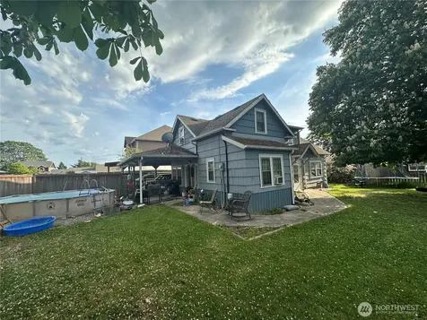 216 127th Street E Tacoma WA 98445