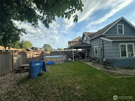 216 127th Street E Tacoma WA 98445