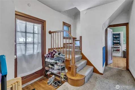 216 127th Street E Tacoma WA 98445