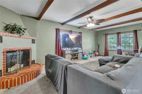 216 127th Street E Tacoma WA 98445