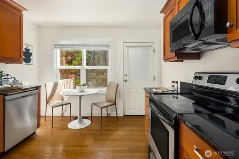 17 W Dravus Street Seattle WA 98119