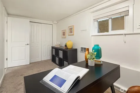 17 W Dravus Street Seattle WA 98119