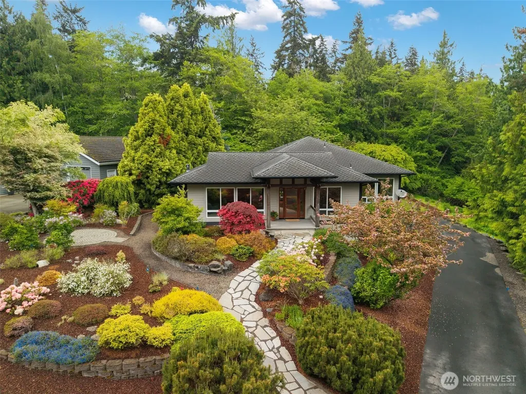 382 Windship Drive Port Townsend WA 98368
