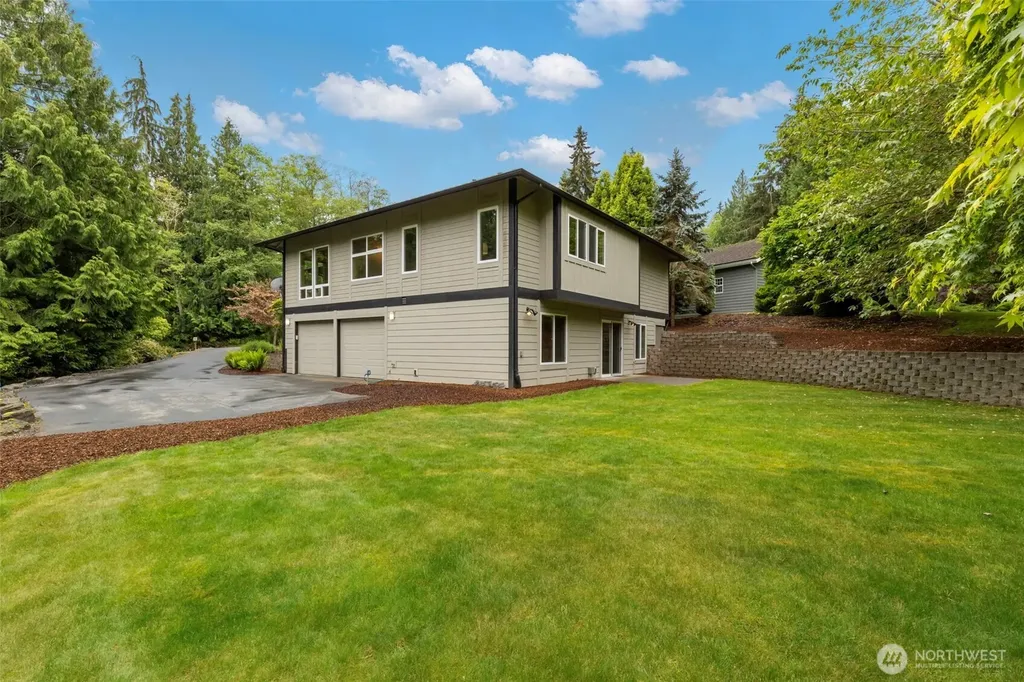382 Windship Drive Port Townsend WA 98368