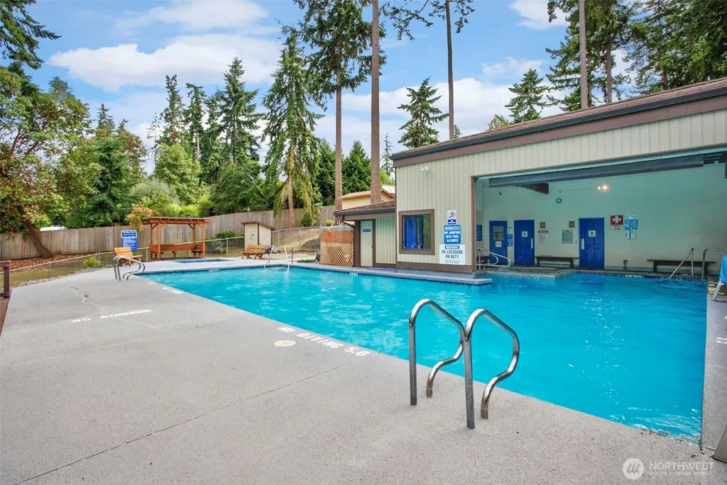 382 Windship Drive Port Townsend WA 98368