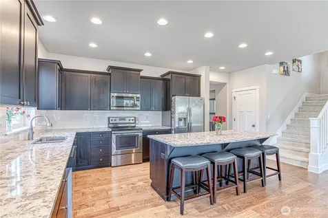 2028 SE Legacy Place East Wenatchee WA 98802