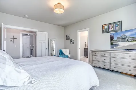 2028 SE Legacy Place East Wenatchee WA 98802