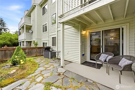 25005 98th Place S Kent WA 98030