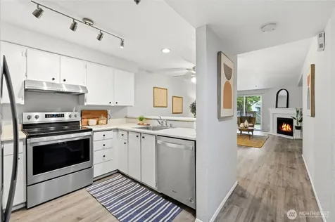 25005 98th Place S Kent WA 98030