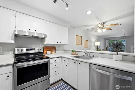 25005 98th Place S Kent WA 98030