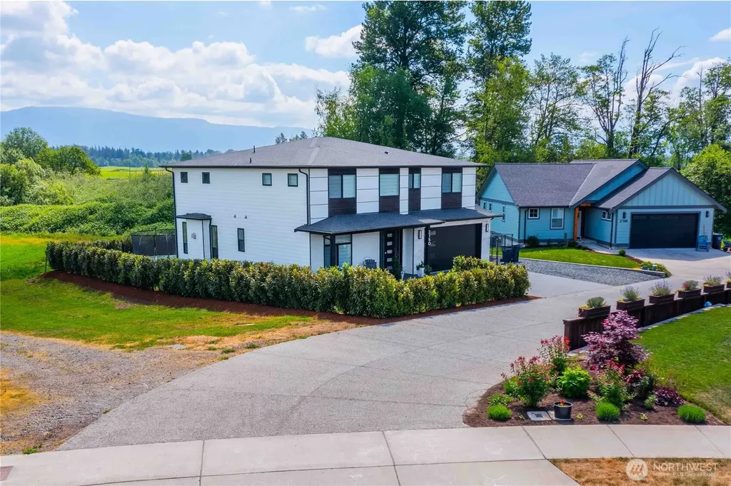 2150 Lagerwey Circle Lynden WA 98264