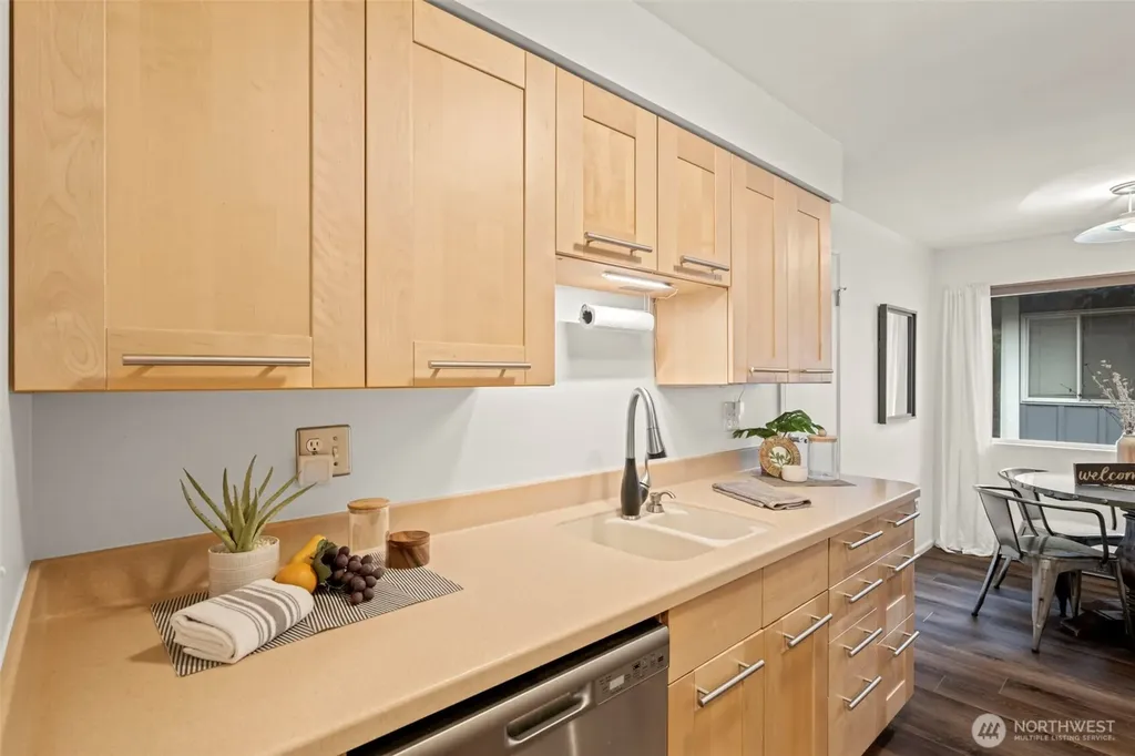 17112 NE 45th Street Redmond WA 98052