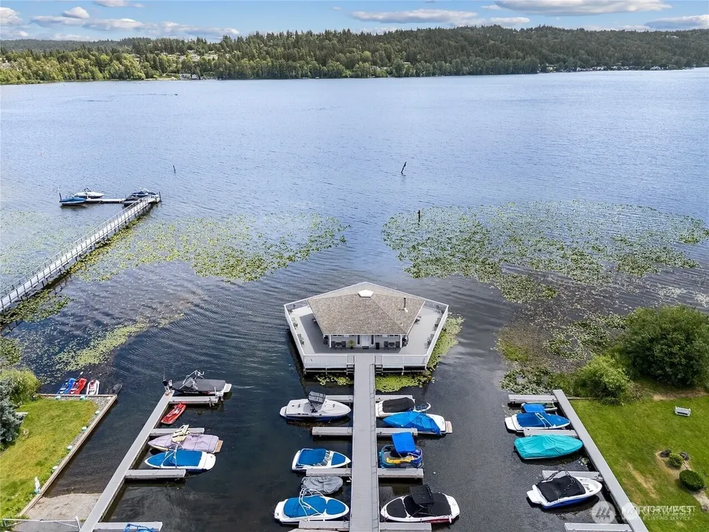 17112 NE 45th Street Redmond WA 98052