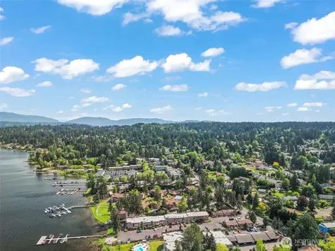 17112 NE 45th Street Redmond WA 98052