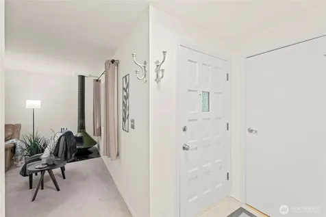 17112 NE 45th Street Redmond WA 98052