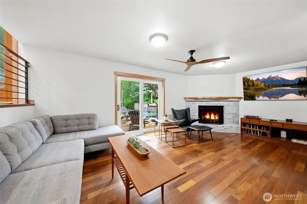 7004 67th Place NE Marysville WA 98270