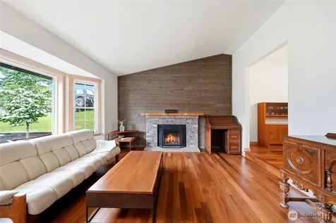 7004 67th Place NE Marysville WA 98270