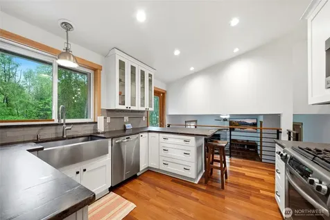 7004 67th Place NE Marysville WA 98270