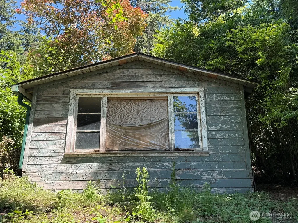 2521 103 Avenue SE Bellevue WA 98004
