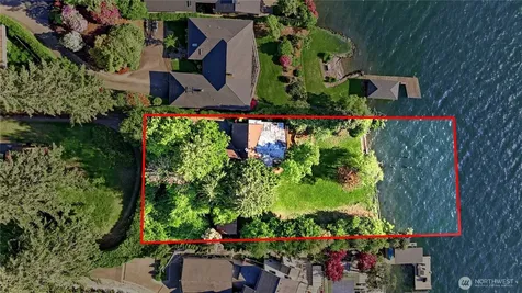 2521 103 Avenue SE Bellevue WA 98004