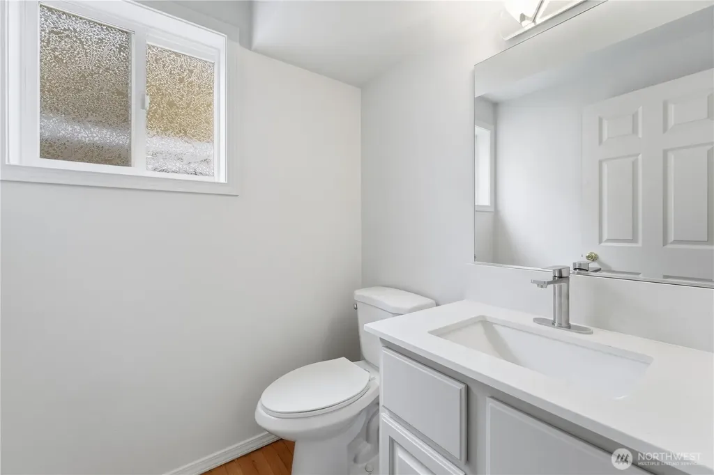 11732 Greenwood Avenue N Seattle WA 98133