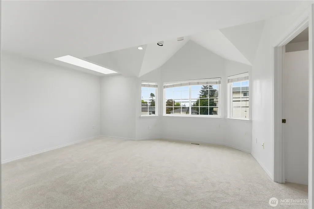 11732 Greenwood Avenue N Seattle WA 98133