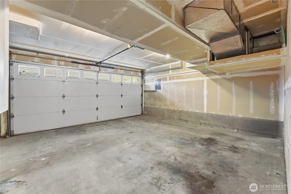 11732 Greenwood Avenue N Seattle WA 98133
