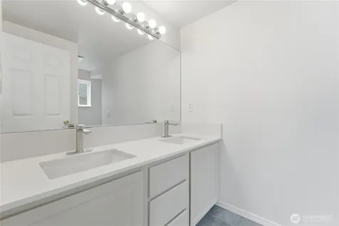 11732 Greenwood Avenue N Seattle WA 98133