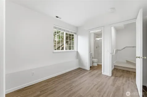 11732 Greenwood Avenue N Seattle WA 98133