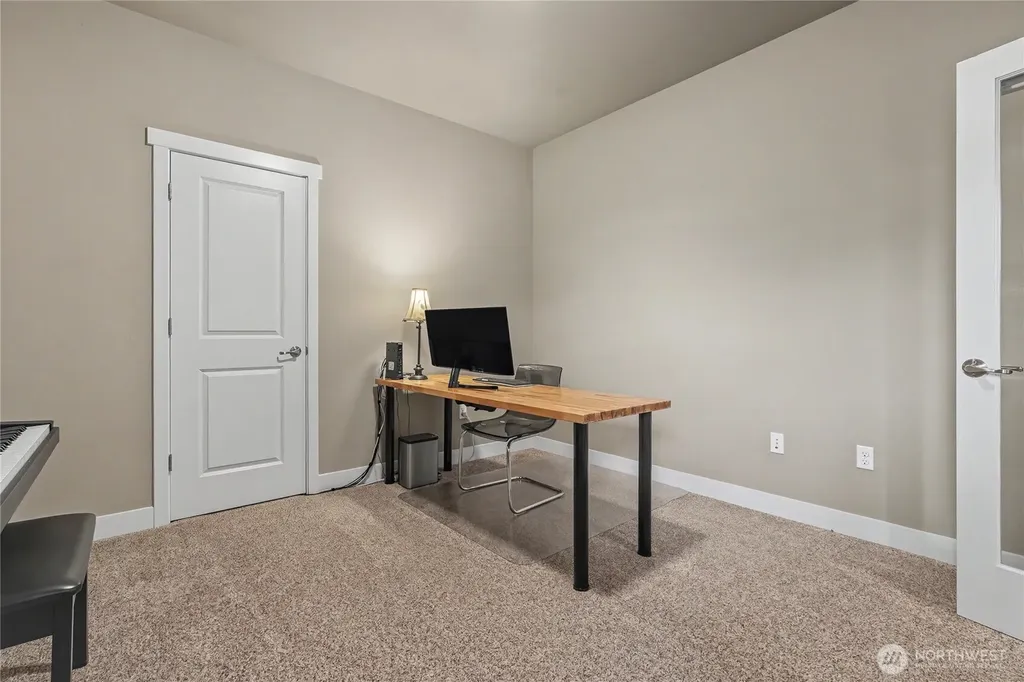 2911 Fenmoor Lane SE Olympia WA 98501