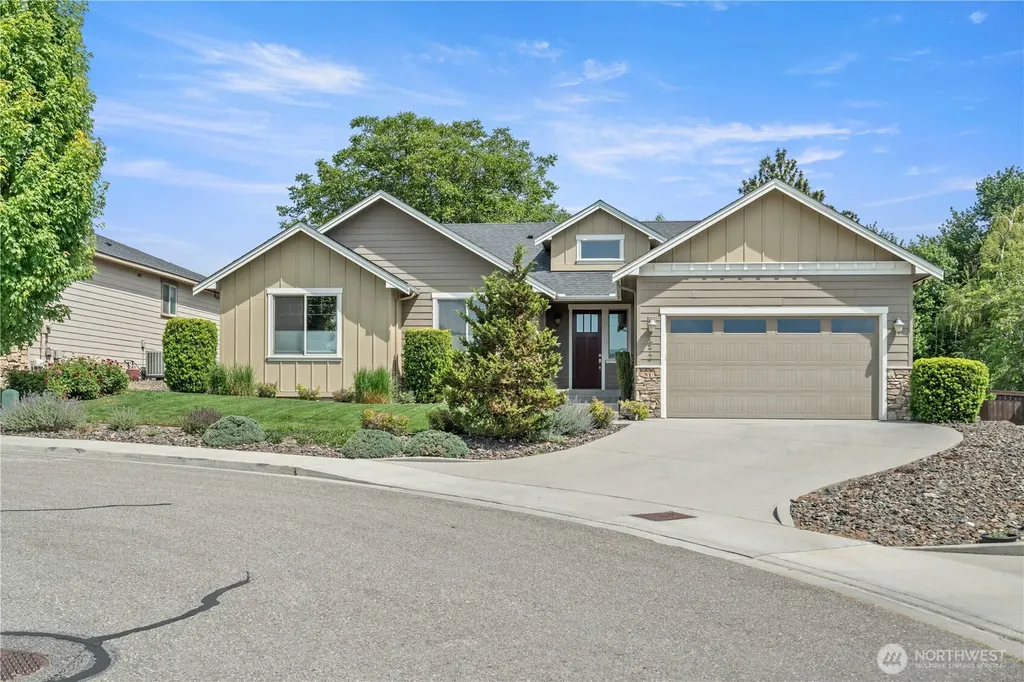 1972 Legacy Place SE East Wenatchee WA 98802