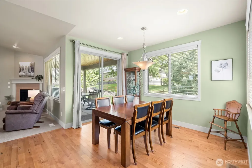 1972 Legacy Place SE East Wenatchee WA 98802