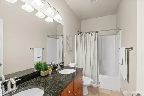 1972 Legacy Place SE East Wenatchee WA 98802