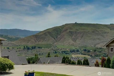 1972 Legacy Place SE East Wenatchee WA 98802