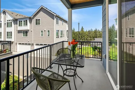 18829 67th Drive NE Kenmore WA 98028