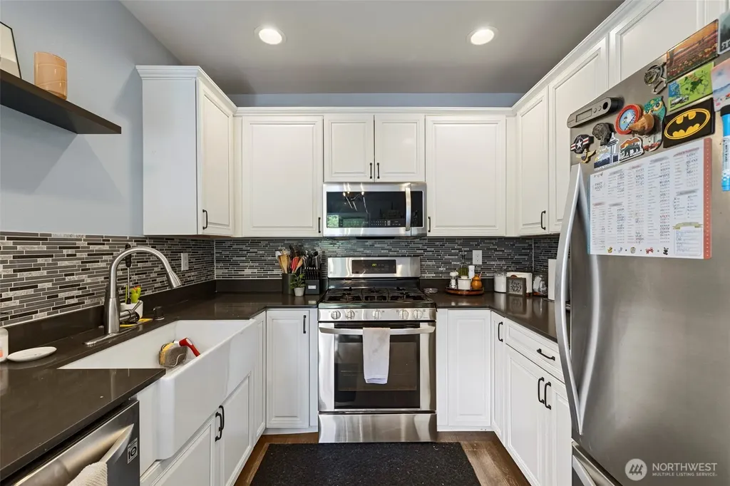 1927 SW Cooper Way Oak Harbor WA 98277